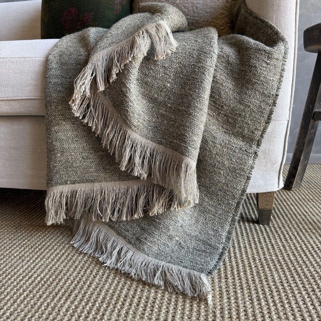 Traditional Olive Belgian Linen and Cotton Throw For Sale - Image 3 of 7