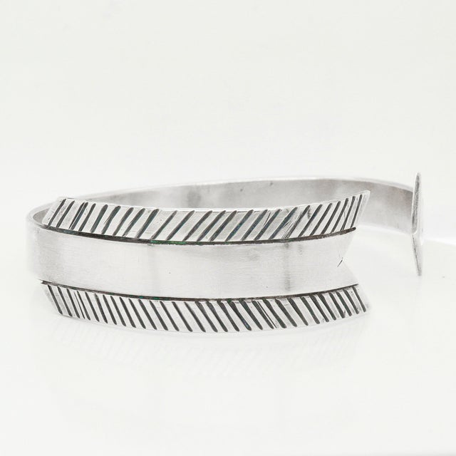 Vintage Southwestern Sterling Silver Figural Arrow Cuff Bracelet For Sale - Image 9 of 13