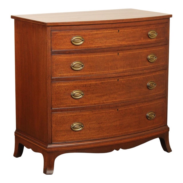 Biggs Hepplewhite Style Mahogany Chest of Drawers For Sale
