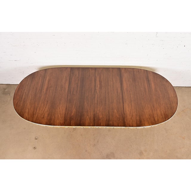 1940s Karges Style Italian Regency or Neoclassical Walnut and Parcel Gilt Double Pedestal Extension Dining Table, Circa 1940s For Sale - Image 5 of 13