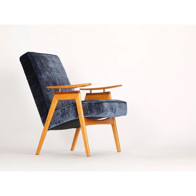 Vintage Lounge Chair by Jaroslav Smidek for Jitona, 1960s For Sale - Image 6 of 9