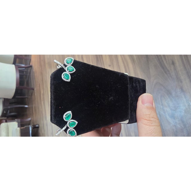 Natural Emerald 2.55ct & Diamond 0.85ct Stud Earrings in 18k Gold For Sale In New York - Image 6 of 6
