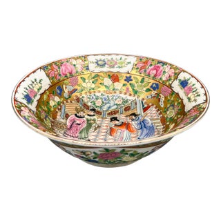 20th Century Famille Rose Mandarin Porcelain Bowl For Sale