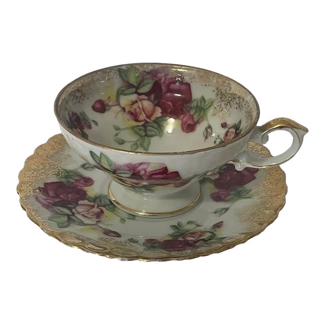Vintage Royal Sealy Japan Roses & Heavy Gold Filigree Footed Tea Cup & Saucer Set For Sale