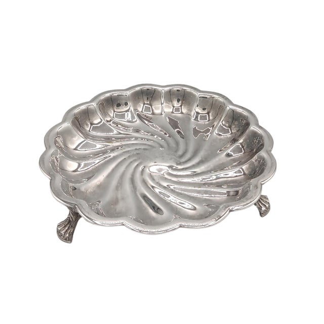 Dimensions: 6.5”D x 1.5”H Vintage F.B. Rogers 1883 Footed Bowl 6.5” Silverplate Scallop Swirl Cocktail Tray Candy Dish...