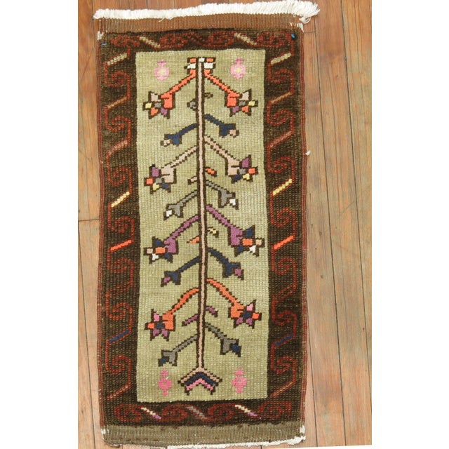 Children's Mini Floral Vintage Turkish Rug - 1'5" x 1'11" For Sale - Image 3 of 3