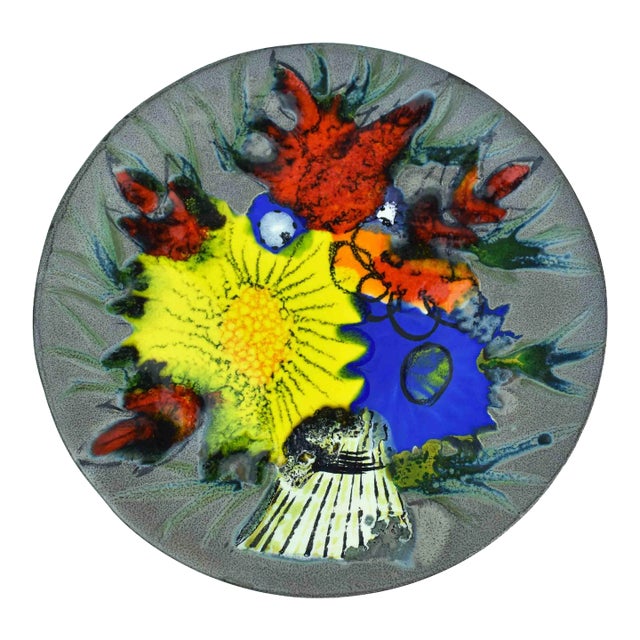 Mid 20th Century Handmade Richly Glazed Decorative Plate With a Bouquet of Flowers Design - France For Sale