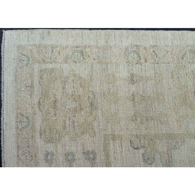 Early 21st Century Turkish Oushak Rug 9'11" x 14'1" #20332 For Sale - Image 5 of 8