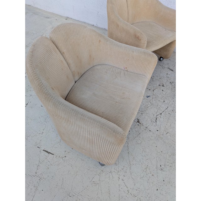 T69 Table by Osvaldo Borsani and Four Wheeled Chairs by Eugenio Gerli for Tecno, 1960s, Set of 5 For Sale - Image 14 of 17