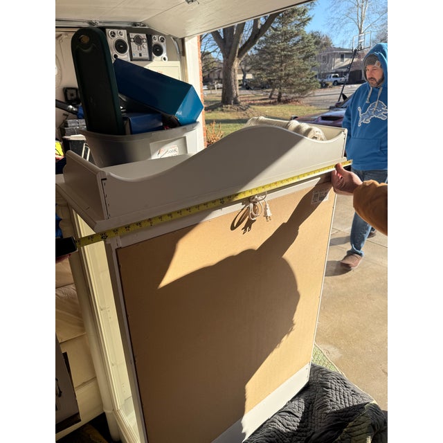 Stanley Furniture Stanley Furniture White Lighted Display Cabinet With Carved Detail For Sale - Image 4 of 4