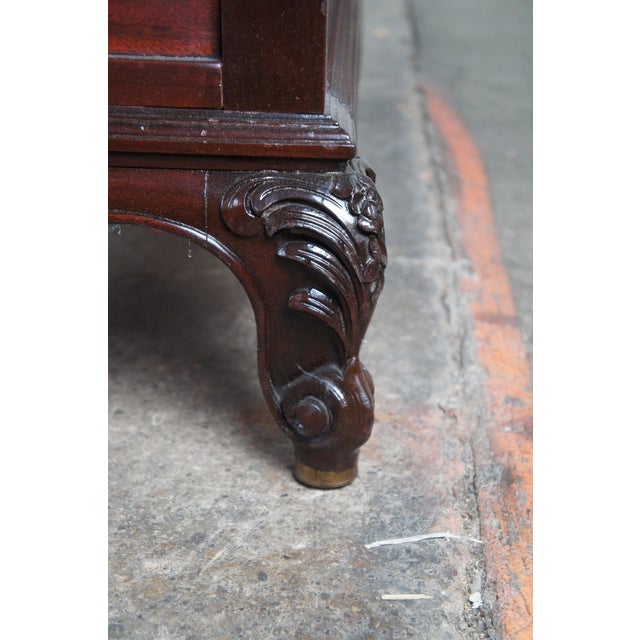 Exquisite Pair of Rj Horner Attributed French Rococo Mahogany Marquetry Inlaid Twin Beds For Sale - Image 10 of 18