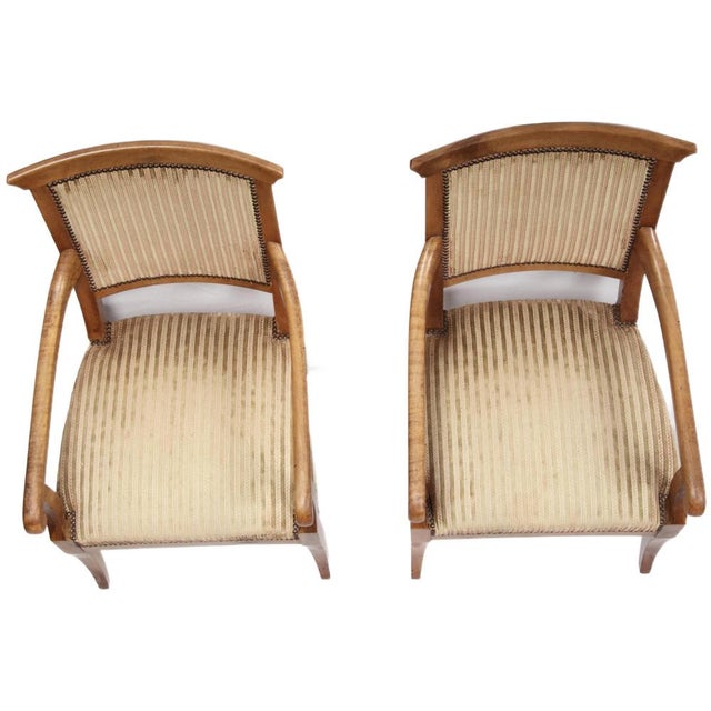 Early 19th Century Antique Biedermeier Chairs in Walnut, 1820, Set of 4 For Sale - Image 5 of 18