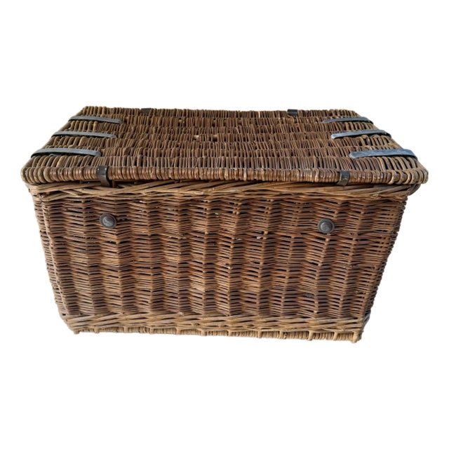 1930s English Travel Trunk With Galvanized Steel Hardware For Sale