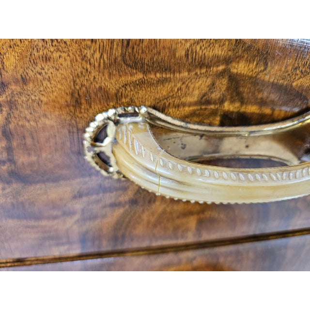 Art Deco Chest of Drawers in Walnut Burl, 1940 For Sale - Image 13 of 18