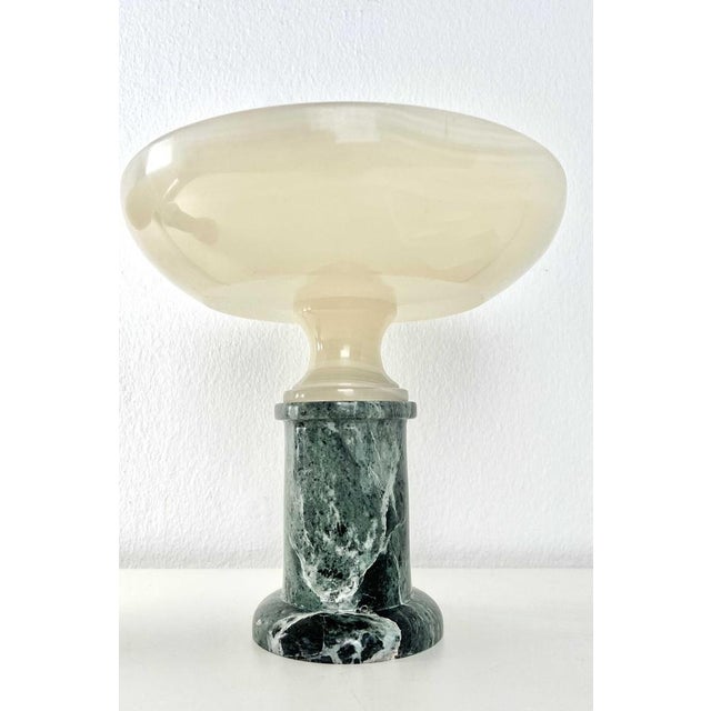 Material two types of marble Dimensions Height: 28 cm, top diameter: 28 cm Origin Italy; Tuscany Dating midcentury Weight:...