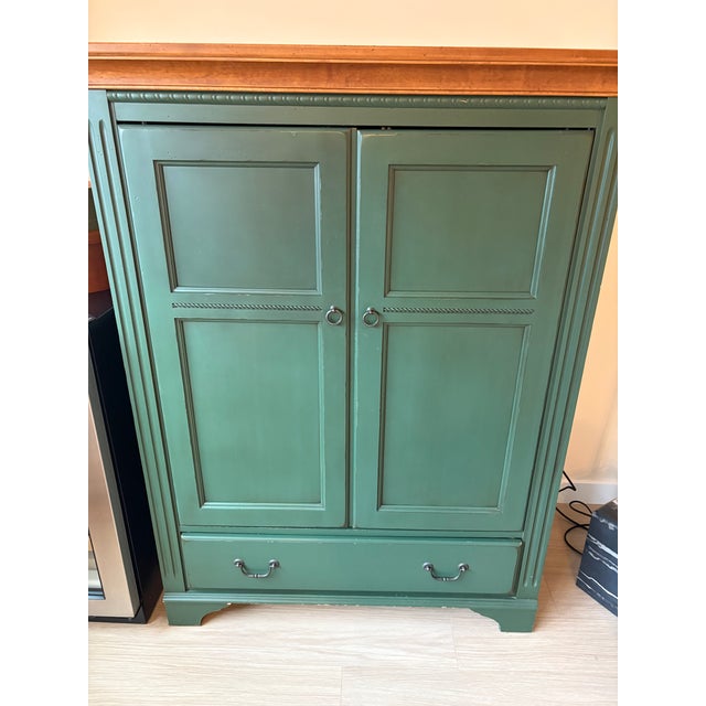 1980s Traditional Painted Wood Armoire in Sage Green With Natural Wood Crowm For Sale - Image 5 of 6