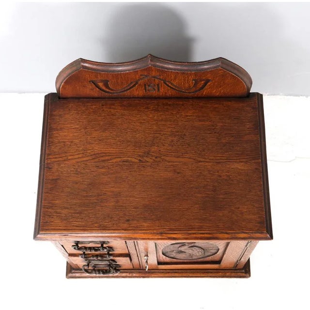 Arts & Crafts Wall Cabinet in Hand-Carved Oak, 1900s For Sale - Image 6 of 8