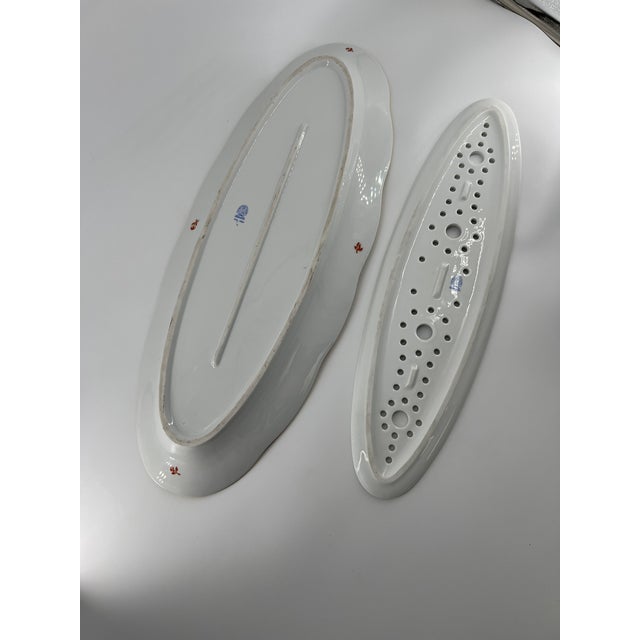 Unique and rare Herend Fortuna (Rust) large fish platter with strainer. Fully marked Herend Vboh. A perfect piece for the...