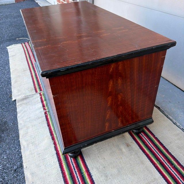 Contemporary Antique 19th C. Manheim Pa Flame-Grain Painted Blanket Chest With Key For Sale - Image 3 of 18