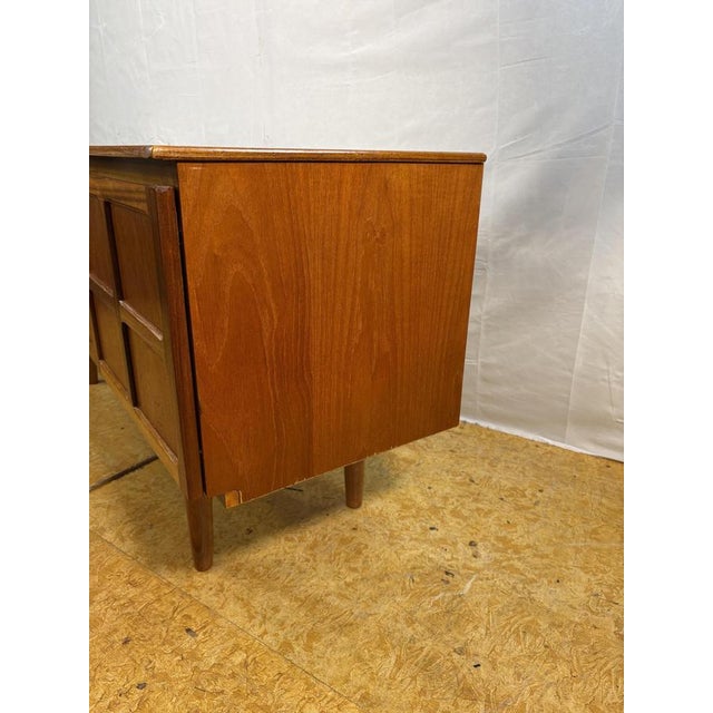 Mid-Century Modern Teak Sideboard from Nathan, 1960 For Sale - Image 6 of 11