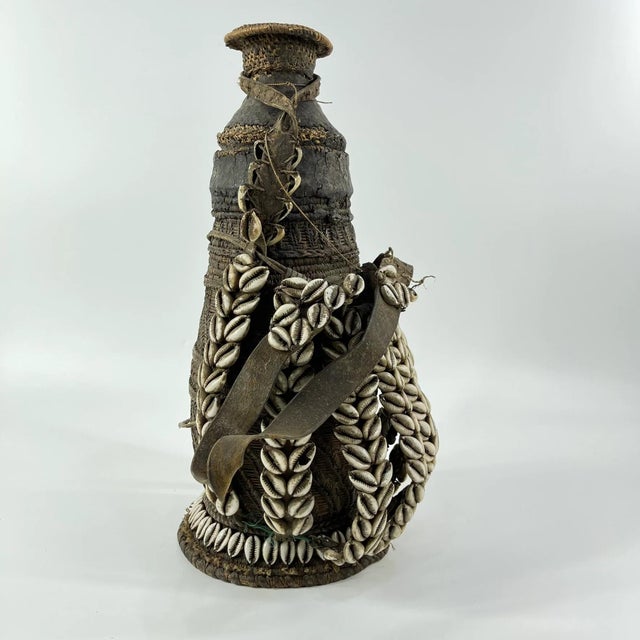 Early 20th Century Early 20th Century Ethiopian Milk Jug For Sale - Image 5 of 10
