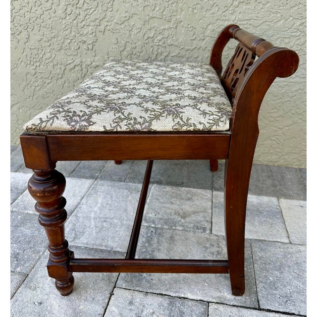 Early/Mid 20th Century Wood Vanity Boudoir Bench/Chair For Sale - Image 4 of 9