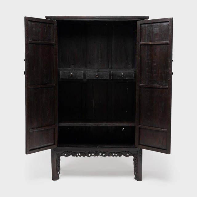 Chinese Pair of Chinese Grand Chrysanthemum Cabinets, C. 1880 For Sale - Image 3 of 8