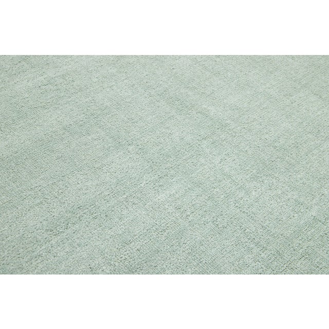 9 X 12 Modern Indian Texture Handmade Wool Rug in a Solid Light Green For Sale - Image 4 of 9