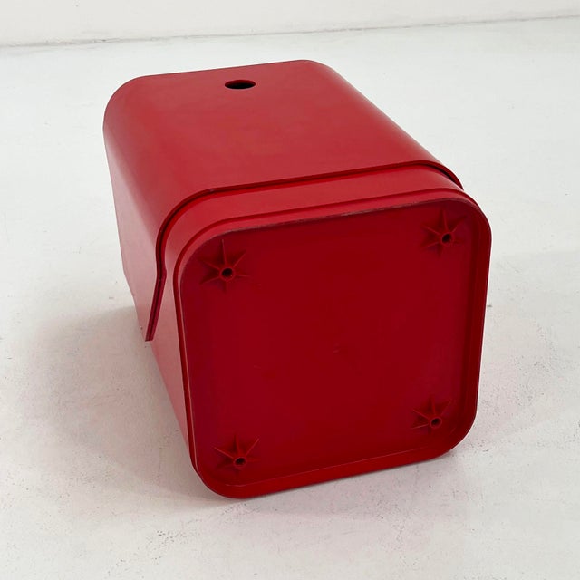 Plastic Red Laundry Bin by Anna Castelli for Kartell, 1970s For Sale - Image 7 of 9