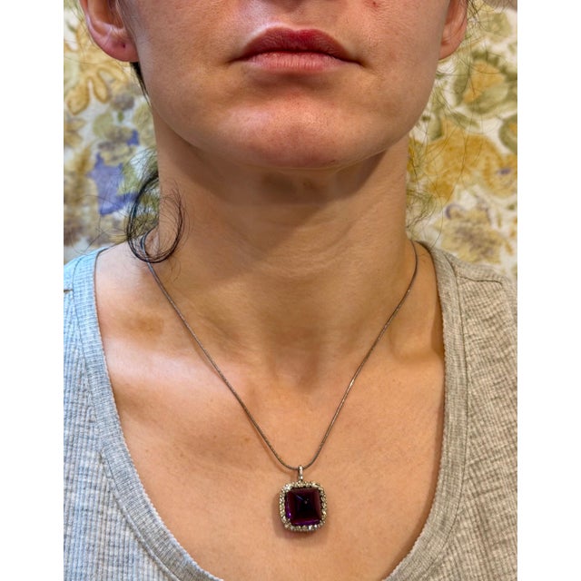 15 Ct Sugar Loaf Amethyst & Diamonds Pendent Necklace 18 Karat White Gold Chain For Sale - Image 4 of 8