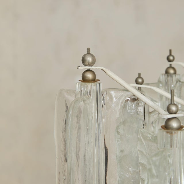 Italian Murano Glass Chandelier Attributed to Toni Zuccheri for Venini, 1960s For Sale - Image 4 of 11