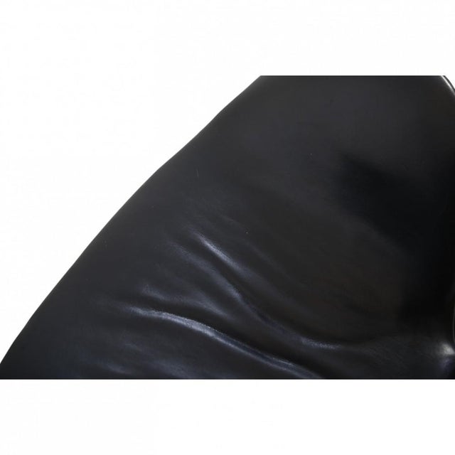 Black Vintage Swan Chair in Black Leather by Arne Jacobsen, 1964 For Sale - Image 8 of 18