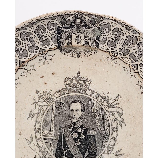 French "Comte De Flandre" Plate, Belgium Circa 1860 For Sale - Image 3 of 8