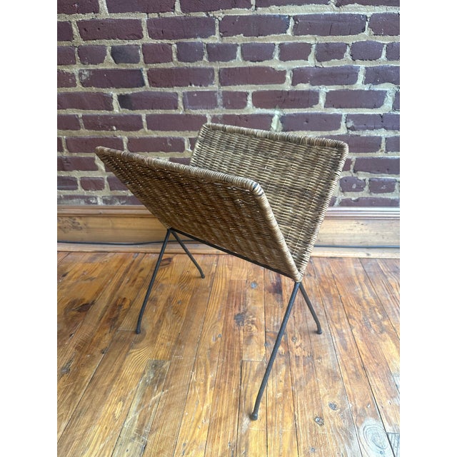 Mid Century Modern Italian Wicker & Metal Magazine Stand For Sale - Image 6 of 9