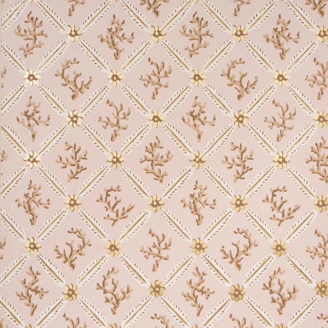 SAMPLE - Schumacher x Timothy Corrigan Corail Leaf Trellis Wallpaper In Mocha For Sale