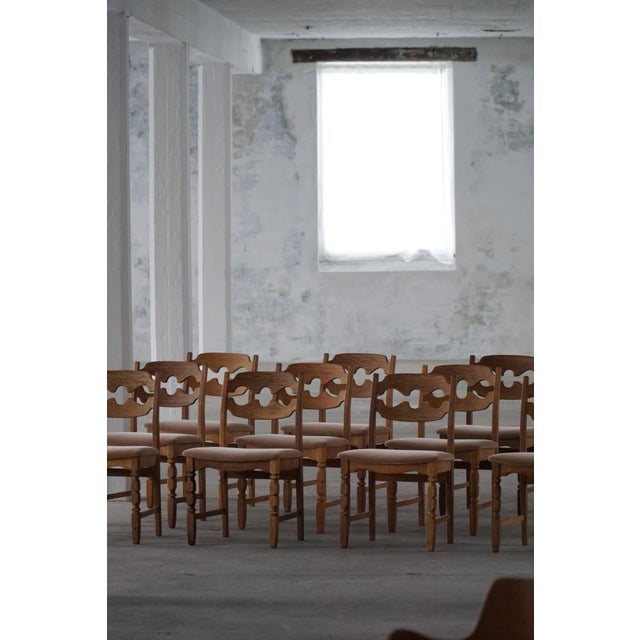 Razorblade Dining Chairs in Oak and Mohair by Henning Kjærnulf, 1960s, Set of 10 For Sale - Image 12 of 13
