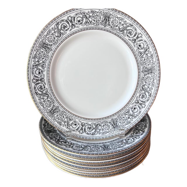Set of 10 Royal Doulton "Baronet" 10 5/8" dinner plates // black and white scroll design // 1968-1983 // classic fine china // replacement For Sale