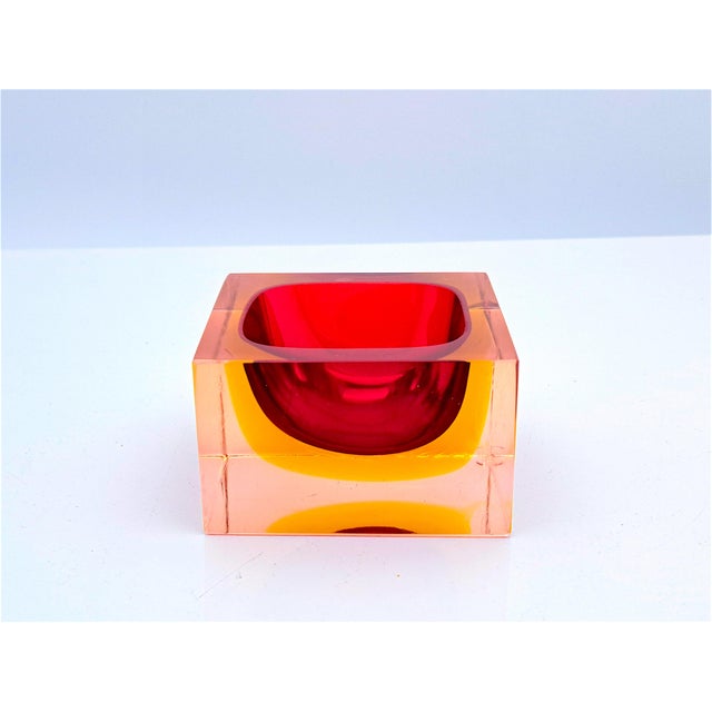 Mid-Century Modern Murano Sommerso Glass Ashtray by Flavio Poli for Seguso, 1970s For Sale - Image 3 of 9