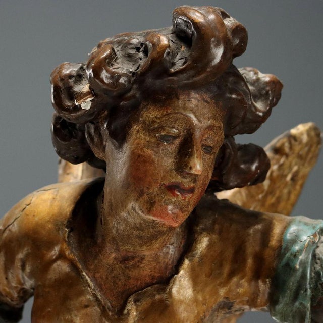 Angels in Carved, Lacquered and Gilded Wood, Set of 2 For Sale - Image 4 of 16