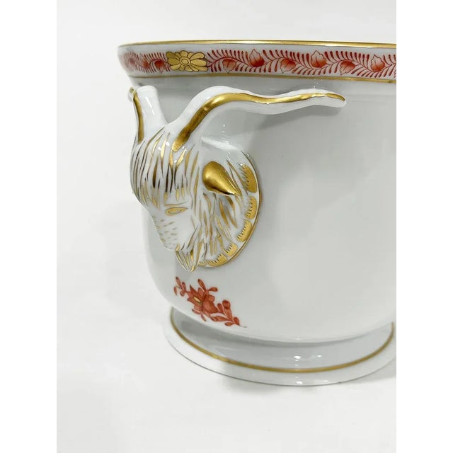 1960s Hungarian Porcelain Apponyi Orange Cachepots from Herend, 1960s, Set of 2 For Sale - Image 5 of 9