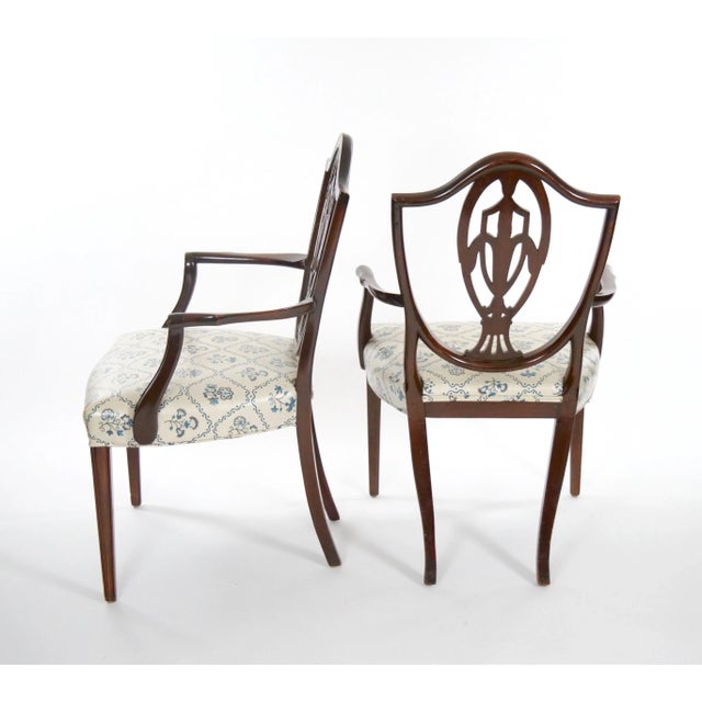 Antique Hepplewhite Carved Mahogany Prince of Wales Dining Side Chairs- Set of 8 For Sale - Image 9 of 12