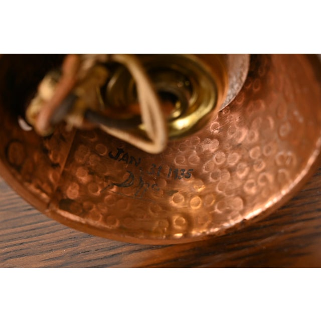 Roycroft Style Antique Arts & Crafts Hammered Copper Desk Lamp, 1930s For Sale - Image 10 of 12