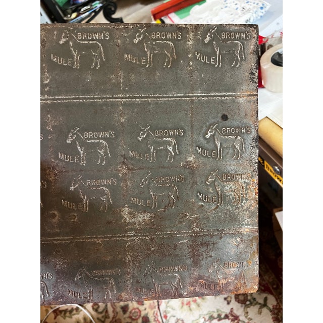 Up for consideration is a beautiful vintage tobacco browns mule tin. This would look lovely in your home and it is the...