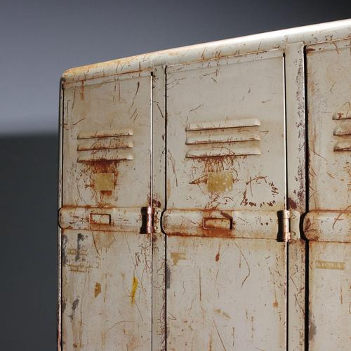 Vintage Industrial Wardrobe, 1970s For Sale - Image 3 of 11