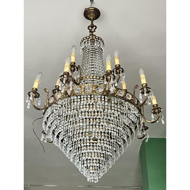 Large Baroque Crystal and Brass Chandelier, 1900s For Sale - Image 6 of 7