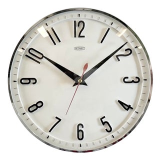 Vintage White Electric Wall Clock from Metamec, 1970s For Sale