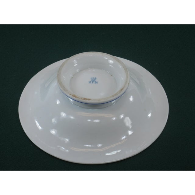 Mid 19th Century KPM Porcelain Neoclassical Bow & Arrow, Grapes & Leaves Bowl, Hand Painted Gold & Blue Accented For Sale - Image 9 of 14