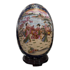 1930s Hand Painted Geisha Girls Large 16.5 in Porcelain Satsuma Egg W Stand Made in China