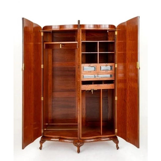 Fantastic Art Deco Burr Walnut Bedroom Suite. This Superb Suite Comprises of a Triple Wardrobe, Double Wardrobe, Dressing...