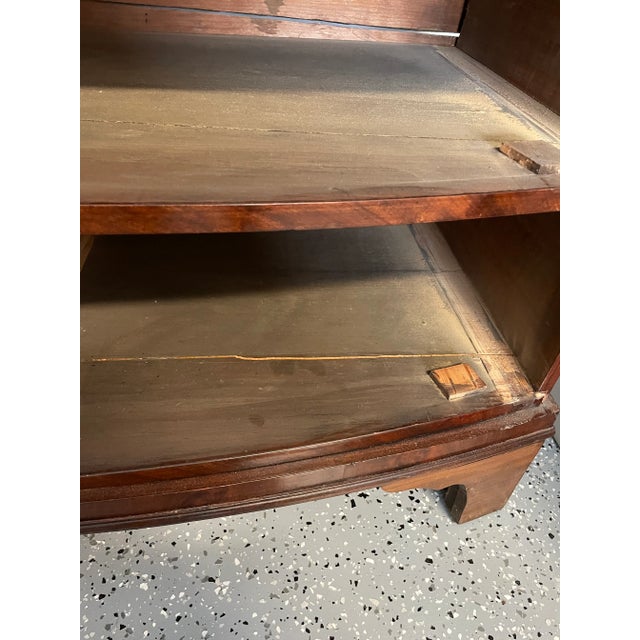 Brown Early 19th Century Mahogany Bowfront Dresser/Chest For Sale - Image 8 of 12